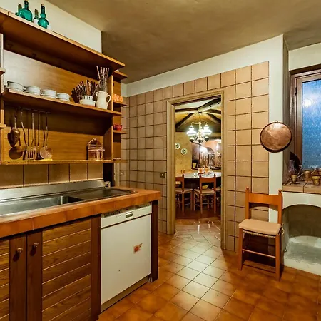 Near Arona Villa Dormelletto