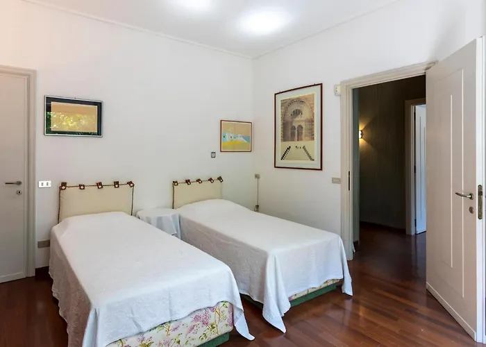 Near Arona Villa Dormelletto