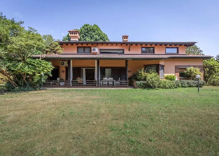 Villa Near Arona *